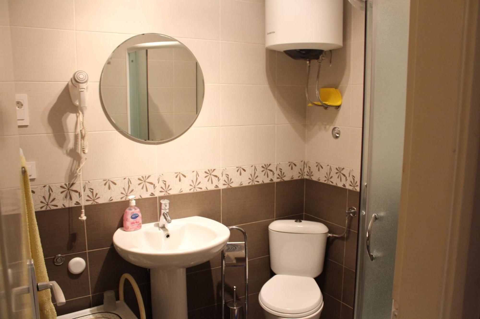Apartmani I Sobe Goca Херцег-Нови Экстерьер фото