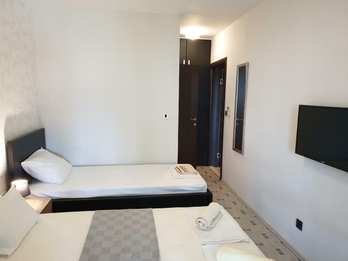 Apartmani I Sobe Goca Херцег-Нови Экстерьер фото