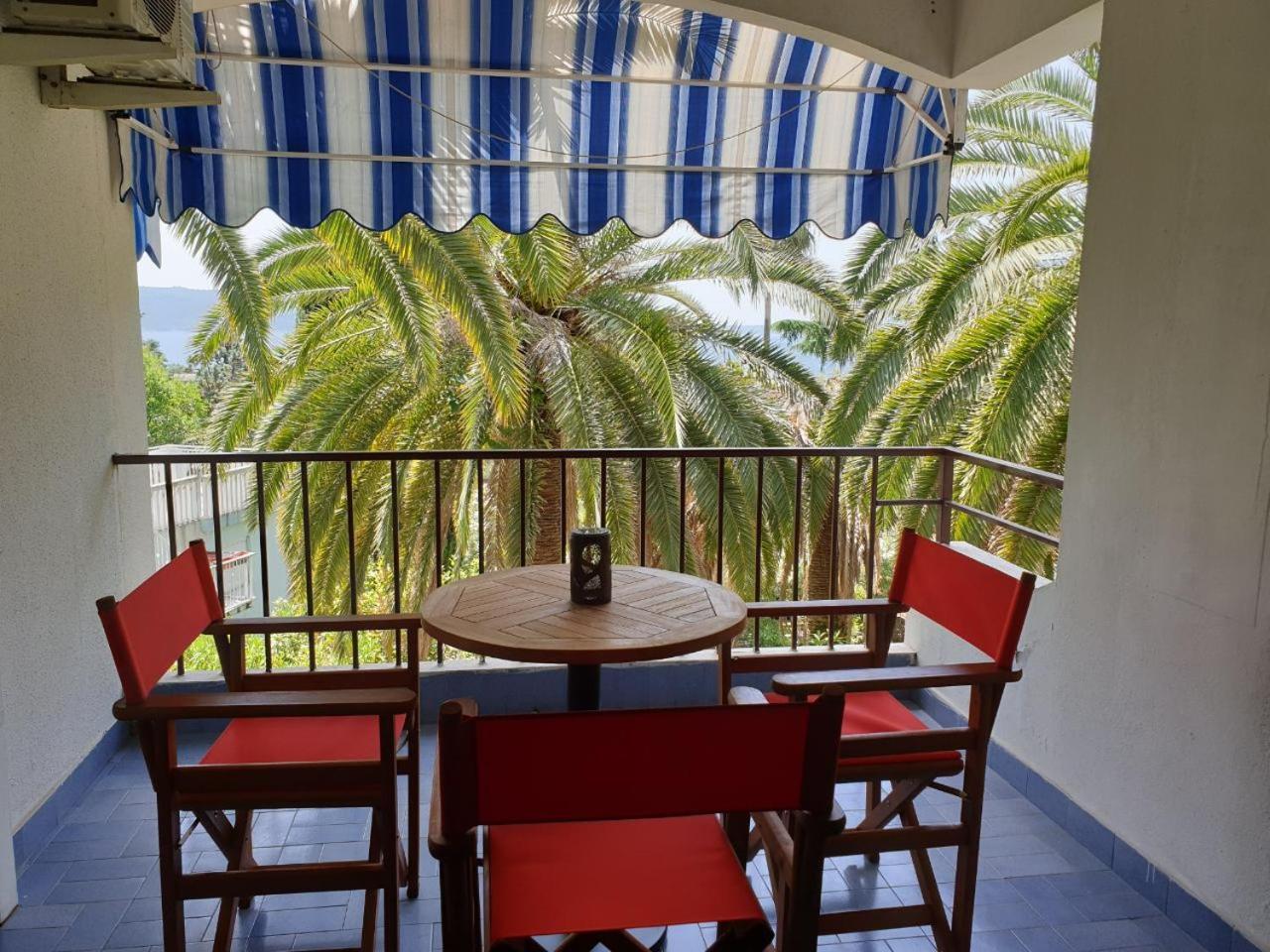 Apartmani I Sobe Goca Херцег-Нови Экстерьер фото